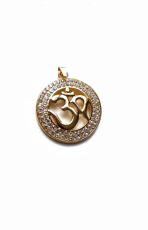 - Pregnant cat delivery room warming boxGold Divine crystal OM pendant  with free rope chain