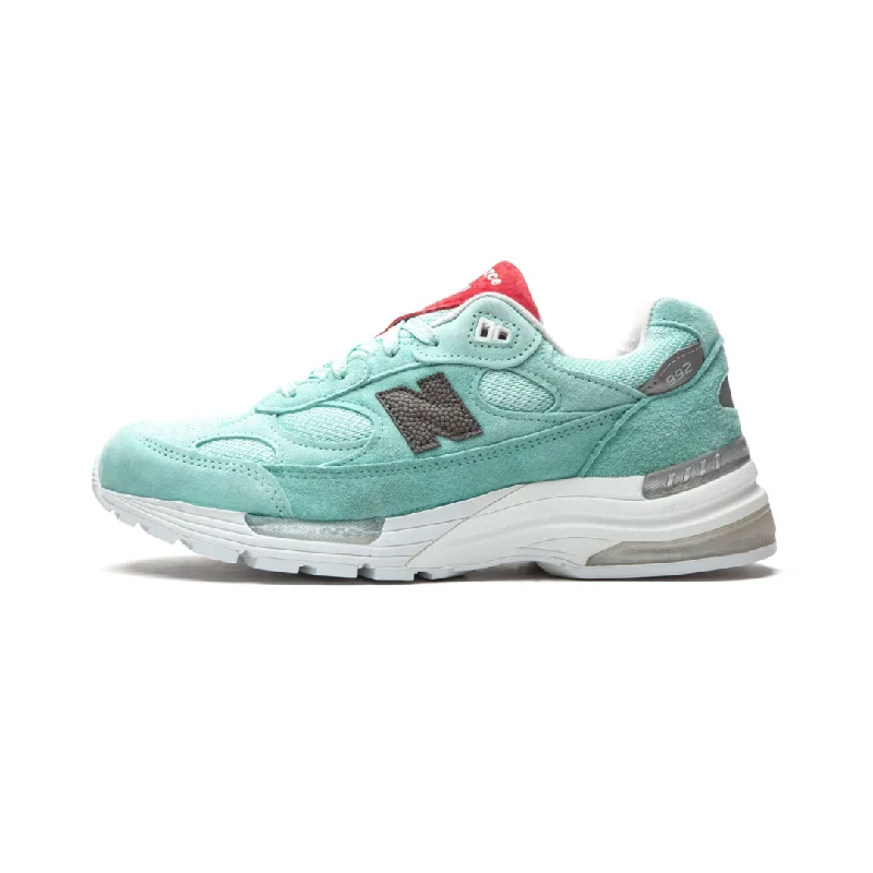 - Custom pet birthday cakeNew Balance 992 Kith Kithmas Teal